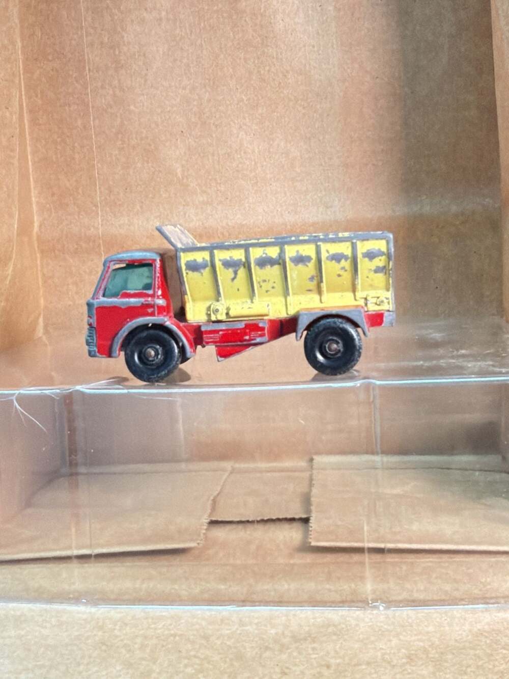 Matchbox Lesney No. 70 Ford Grit Spreading Truck Red Yellow Diecast